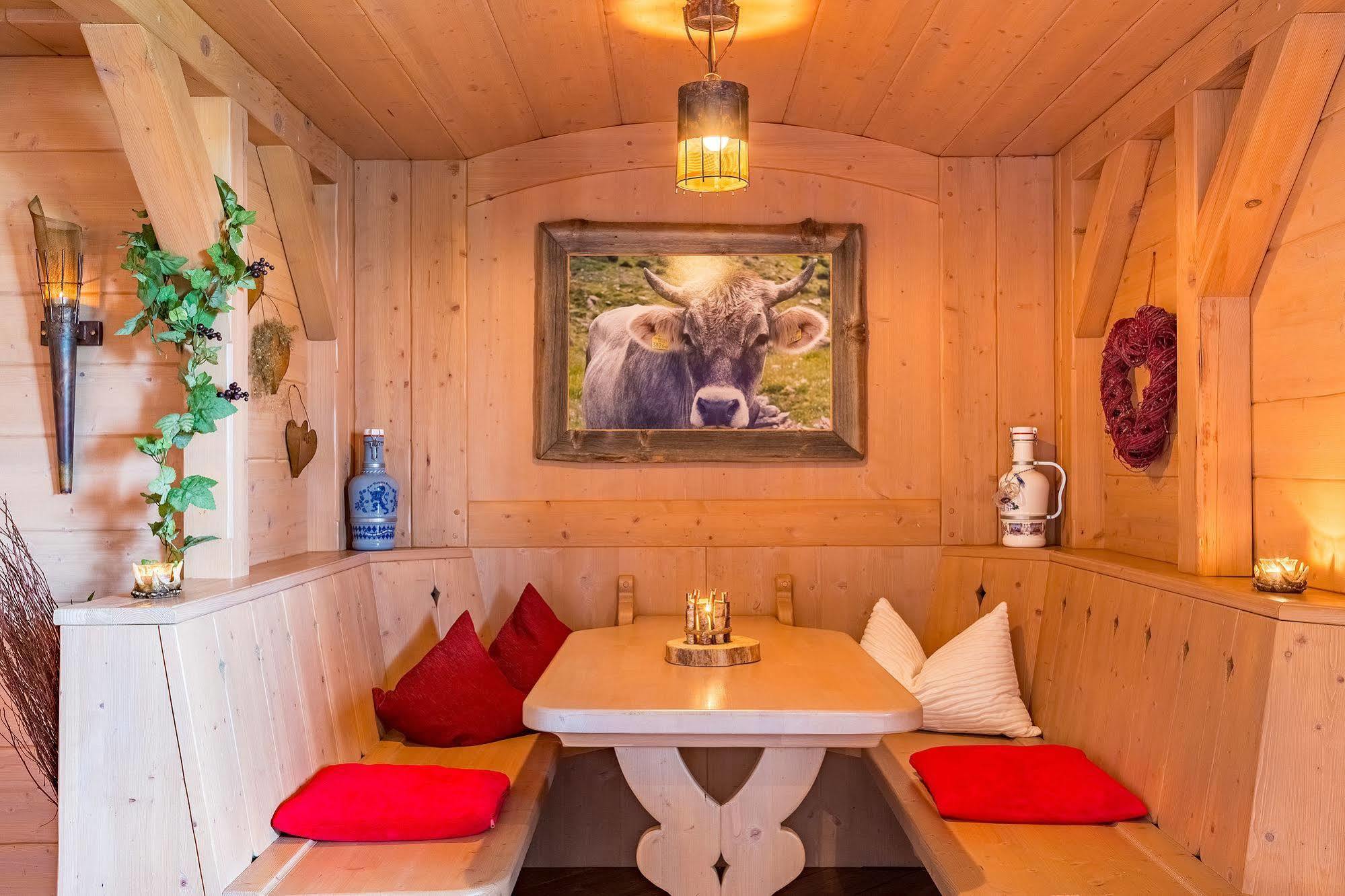Hotel Alpenhotel - Ein Rovell
