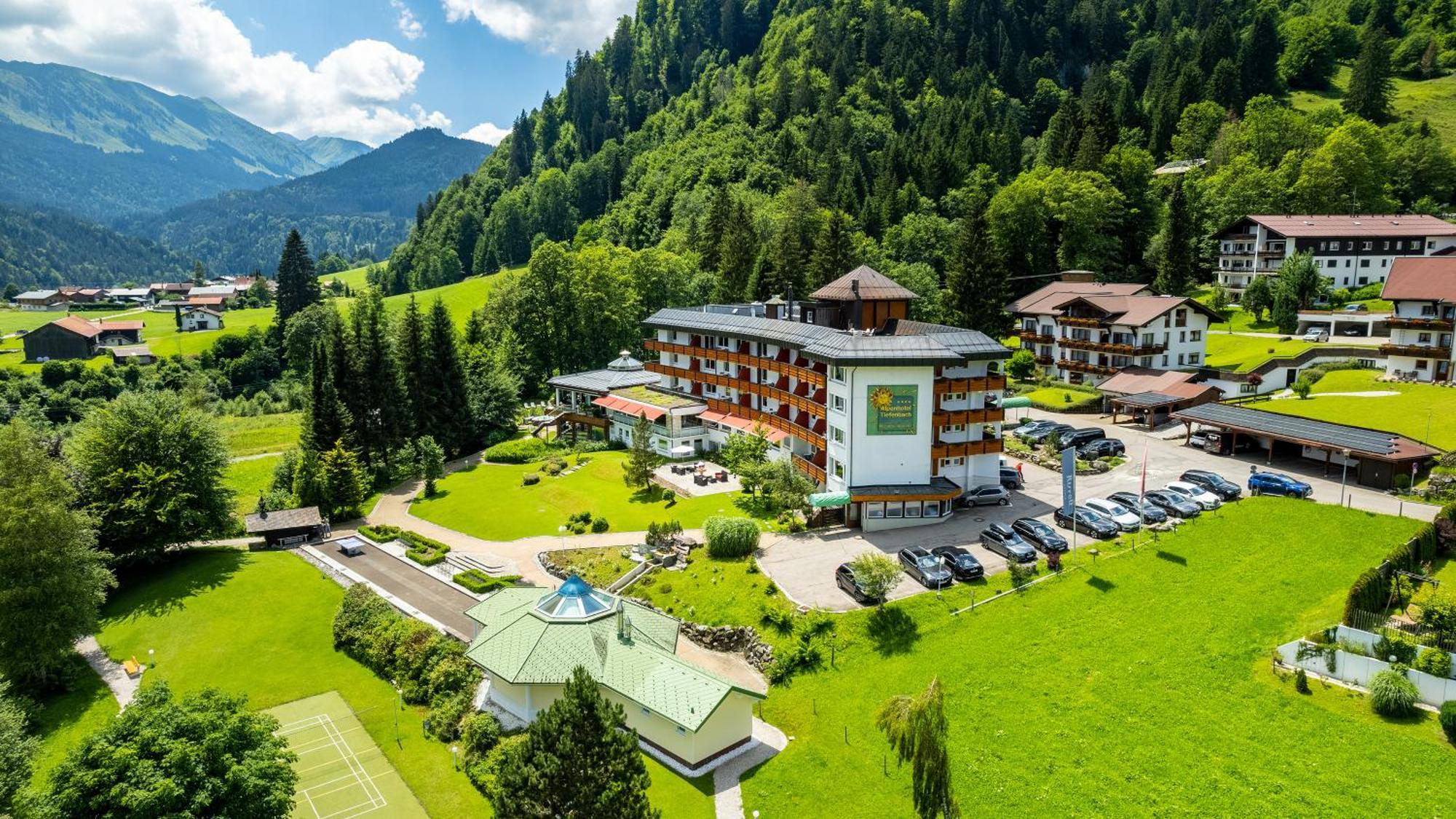 Hotel Alpenhotel - Ein Rovell 4*